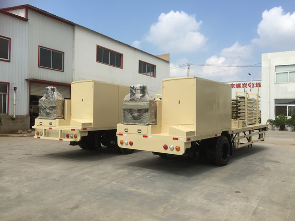 多臺(tái)YT6118型拱形屋頂設(shè)備協(xié)同施工，顯著提升倉(cāng)間罩棚建設(shè)效率